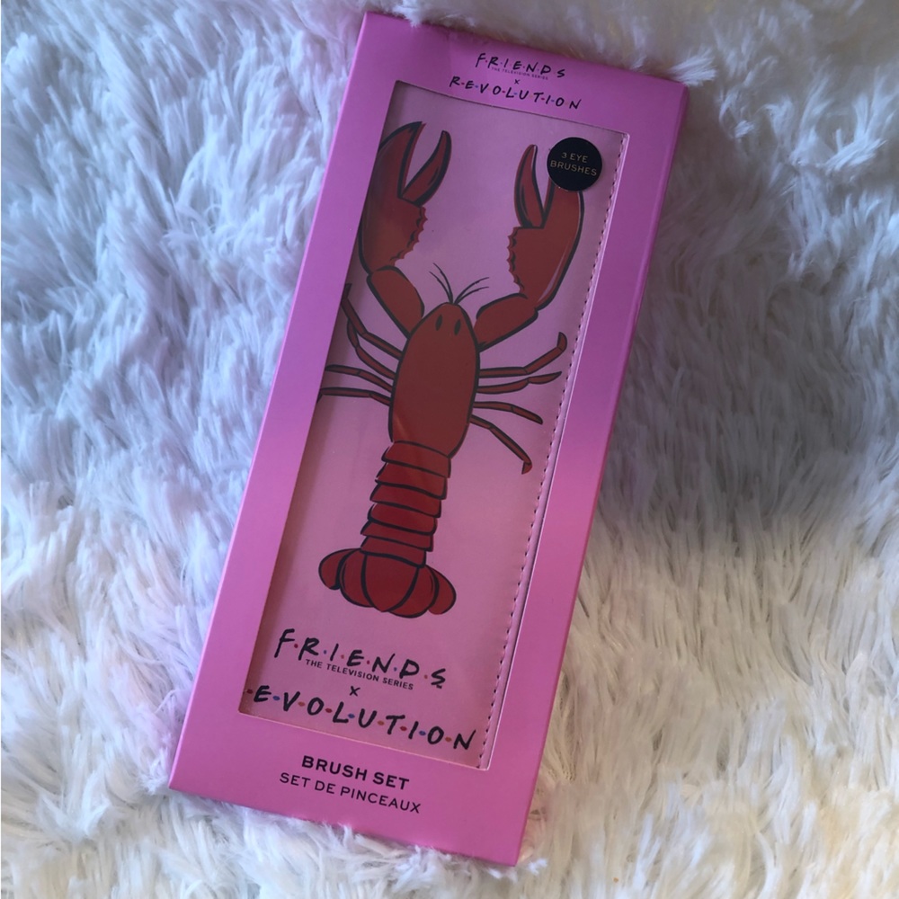 Revolution brush set designed after the TV show Friends with lobster design